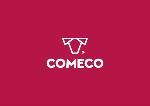 The logo against the backdrop - Comeco